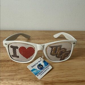 UCF knights I Heart game day sunglasses